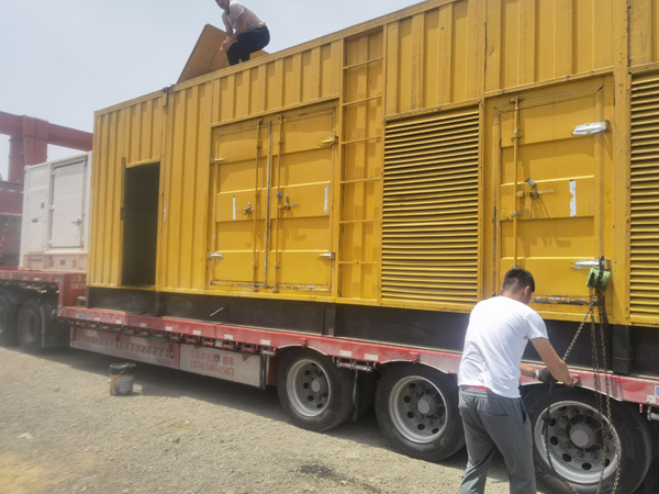 雁江除了负载情况和发动机维护,还有哪些因素会影响 200kw 柴油发电机的油耗?